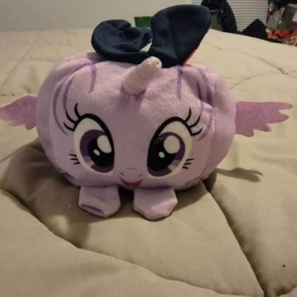 My Little Pony Twilight Sparkles Square Plush - Picture 1 of 3